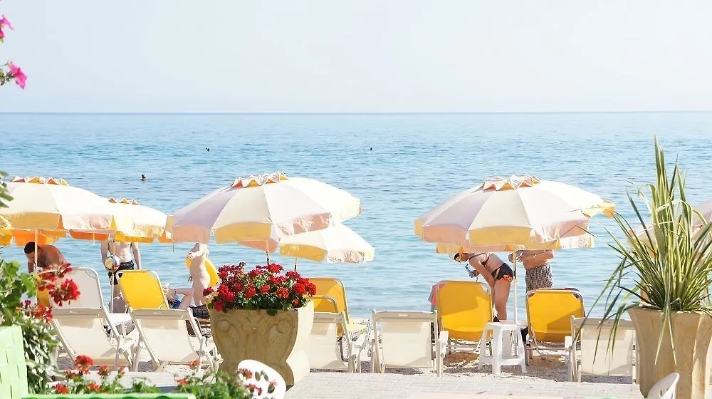 Marabou Hotel Pefkochori 2*,  Griekenland